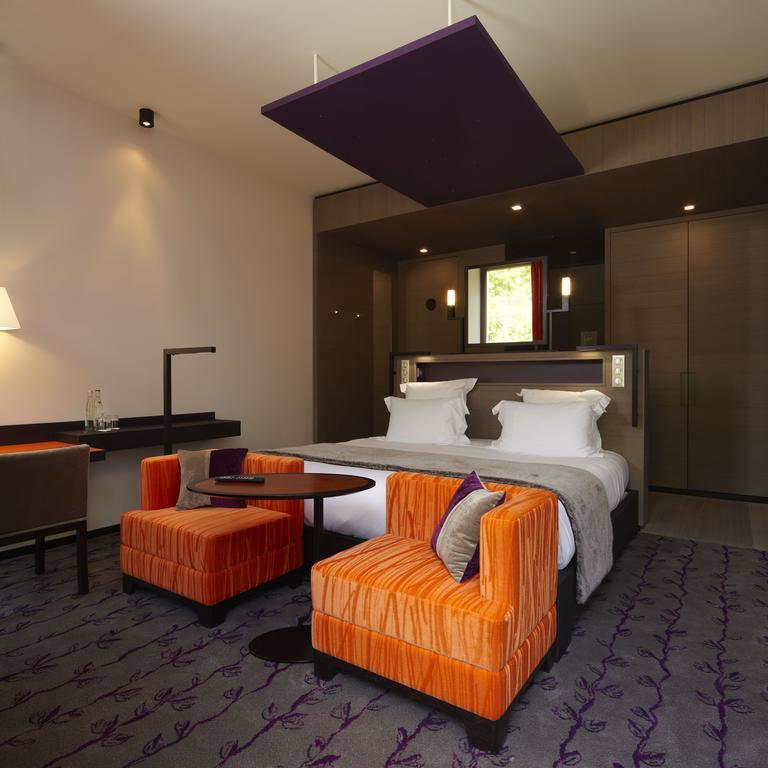 Hotel Chateau De Mery Room photo